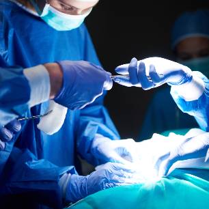 Home 22 A general surgeon performing a procedure at Levantine Medical Center, Abu Dhabi